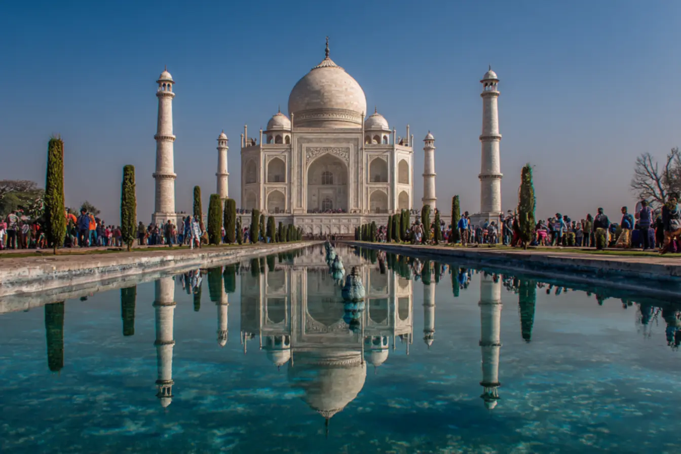 Petra, uma das novas sete maravilhas do mundo, esculpida em pedra